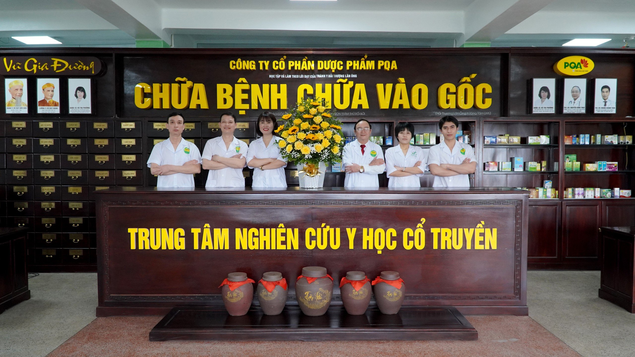 Thầy thuốc Việt Nam 27/2